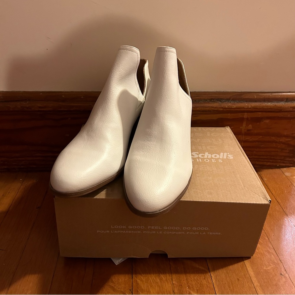 Dr. Scholl’s Lucille Ankle Boot White NWOT - Picture 2 of 3